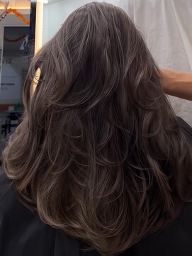 ラピス 渋谷本店(Lapis) グレージュカラー/バタフライカット/髪質改善/海外レイヤー