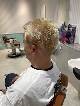 エルエフェ(EL JEFE) 【イージーパンク】［東中野］［落合］［理容室］