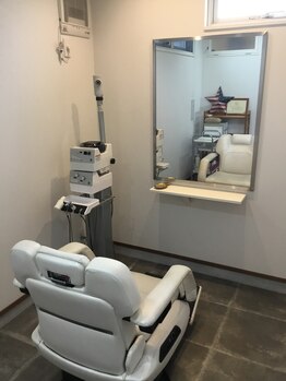 ヘアーサロン スプラウトの写真/個室でリラックスして自由に過ごす。周りを気にせず心解き放つ至福の時間をぜひ!