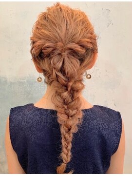 アンブルリュクス 中野(amble luxe) ヘアセット/ヘアアレンジ/ハーフアップ/ポニーテール