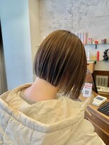 ブロッサム 東中野店&nbsp;大人可愛い切りっぱなしひし形レイヤーカットモカベージュ