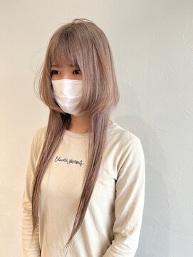 ウユ(uhyu) 【uhyu】クラゲヘア×ミルクティーグレージュ