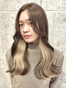 サクラ オモテサンドウ(SAKURA) こっくりブラウン×隠せるインナーカラーホワイトベージュ