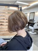 大人美人前下がりショートボブ×ミルクティーベージュ【別府】