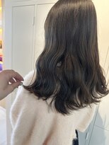 シダ(sida SAIIN) 【sida 池村】くすみグレージュ20代30代ミディアムセミロング