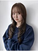 ブラウン/ロング/小顔薄めバング/艶カラー