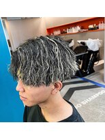 ダズルヘアラッシュ(DAZZLE hair RUSH)&nbsp;ツイストスパイラルパーマ~ホワイトハイライト~