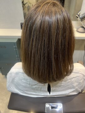 プラスシー(+C) 積み重ねて作る地毛にハイライトブレンド/福岡地毛にハイライト