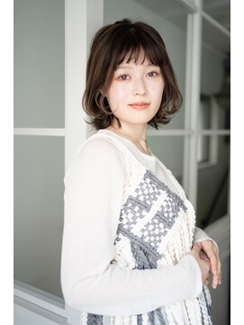 マグノリア オモテサンドウ(MAGNOLiA Omotesando) ニュアンスパーマでつくるくびれボブ・・・HINATA