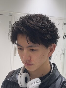 テクト バイアッシュ 吉祥寺店(Tect by Ash) センターパートフェザーパーマツーブロックマッシュ