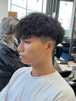 エルマーク 神戸三宮(L-MARK)&nbsp;スペインカール/スパイラルパーマ/波巻きパーマ/フェード/メンズ