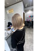 ミルクティーベージュ