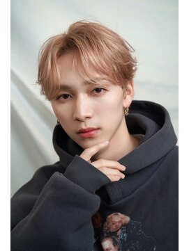 ゼロ 渋谷(XeRo) ナチュラルフェザー