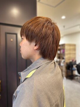 ブラウンカラー学生ツーブロック