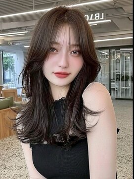 フォーカスジャパン(FOCUS JAPAN) 大人可愛い20代30代40代小顔ウルフレイヤーボブショート