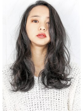 ヘアサロン ガリカ 表参道(hair salon Gallica) ☆ アッシュグレージュ&毛束感 ☆ ひし形シルエットsemi - long