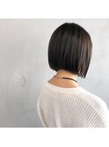 #首が綺麗に見える前下がりボブ