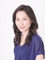 ヘアーショップ マイケル&nbsp;ファイスラインからの内巻きで上品な動きを。