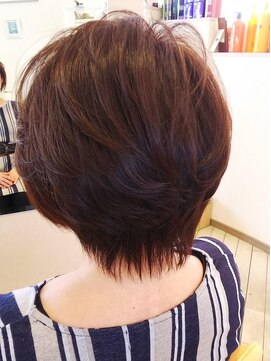 ハッピー テンプル(Happy temple) ショートボブレイヤー