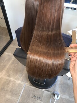 アールサロン アオヤマ(Rr SALON AOYAMA) 秋色クリスタルシリカブラウン