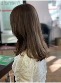 〇ラベンダーグレージュ くびれヘア グレージュ　2