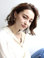 セシルヘアー(CECIL hair)&nbsp;耳掛け くびれヘア マロンベージュ 　ぱっつんボブ 　下北沢