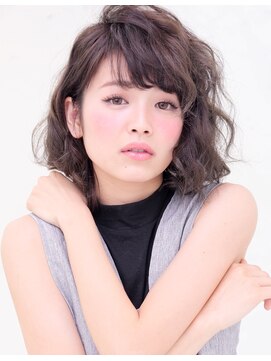 ワトワ 蒲生店(WAtoWA) BERRY/デザインカラー＿厚めバング＿ローライト＿スリークボブ