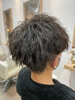 ナンバー ブラオ 名古屋栄(N° blao)&nbsp;メンズカット　刈り上げ　ツイストスパイラルパーマ　ニュアンス