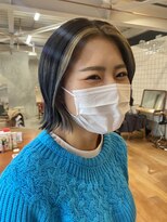 ヨイク(YOIKU)&nbsp;パツっとボブにポイントカラー