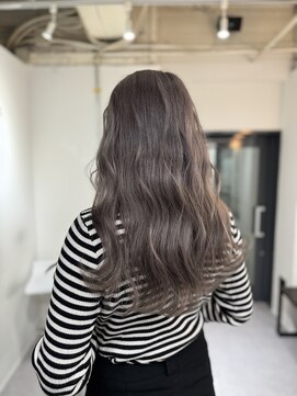 アルマバイロサ(ALMA by ROSA) ギャル!アッシュグレージュ/担当:【ギャル仙人】RENTA