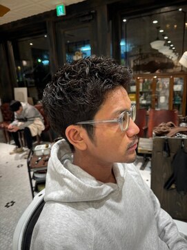 ルドローブラントオオサカ(LUDLOW BLUNT Osaka) 【LUDLOW BLUNT】スパイキーヘア 癖毛風パーマ