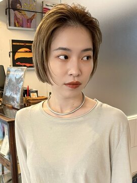 トリコ 柏(tricot) ショートボブ/切りっぱなしボブ/似合わせボブ/前髪なし/柏