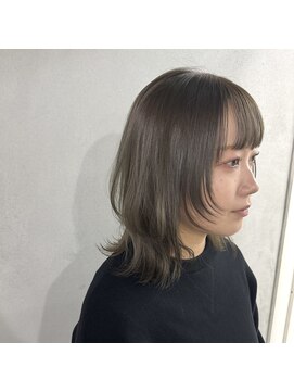 タグ(#tag) #ミディアムレイヤー×オリーブベージュ