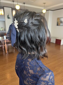 セェリーニ お呼ばれヘア