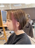 ショートボブ
