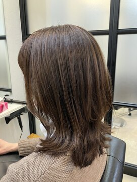 ファイブ ノーヴル カラット(5 Noble ct.) 鎖骨の長さのナチュラルスタイル