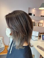 リディア(Lydia)&nbsp;ミディアムウルフ×バレイヤージュ