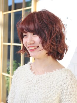 スタイルが決まらないならカウンセリングが鍵！再現性の高いカットで、サロン帰りの仕上がりをご自宅でも◎