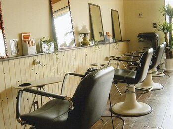 アナログヘアー(analog hair)の写真/大道★少人数の落ち着いた空間で、ゆったりとお過ごしいただけるサロンです。リピートクーポンも充実！