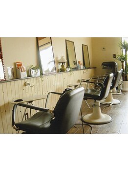 大道★少人数の落ち着いた空間で、ゆったりとお過ごしいただけるサロンです。リピートクーポンも充実！