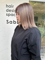 サビィ(Sabby)&nbsp;ピンクベージュ/ブリーチ/ダブルカラー/氏川洸希/多摩センター