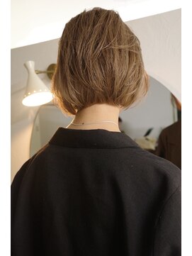 ウィットサークル(wit circle) beige bob