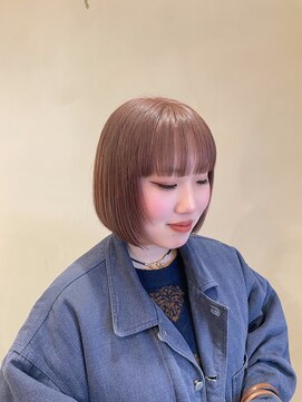 エルミタージュ(HERMITAGE) 透け感のあるベージュカラー