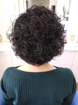 シンシア(CYNTHIA) レディースカット＋ヘッドスパ