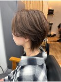 抜け感レイヤーウルフショート