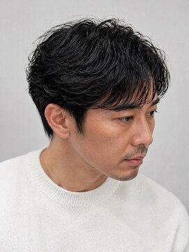 ジェットブラックキューサンロク(JET BLACK 936) 30代 フェザーパーマ ビジネス