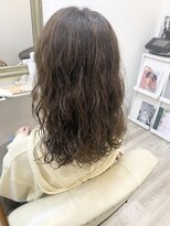 ミミ(MIMI)&nbsp;ゆるっと動く、大人のナチュラルウェーブ♪