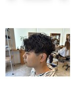 メンズカノエ 岡山店(Men's CANOE)&nbsp;センターパート×波巻きパーマ