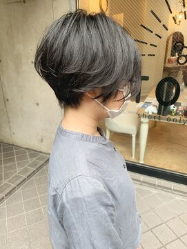 ショートオンリーサロントス(short only salon TOSS) 黒髪ハンサムショート