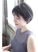 大人可愛い20代30代40代黒髪前下がりショートボブ丸みショートk2
